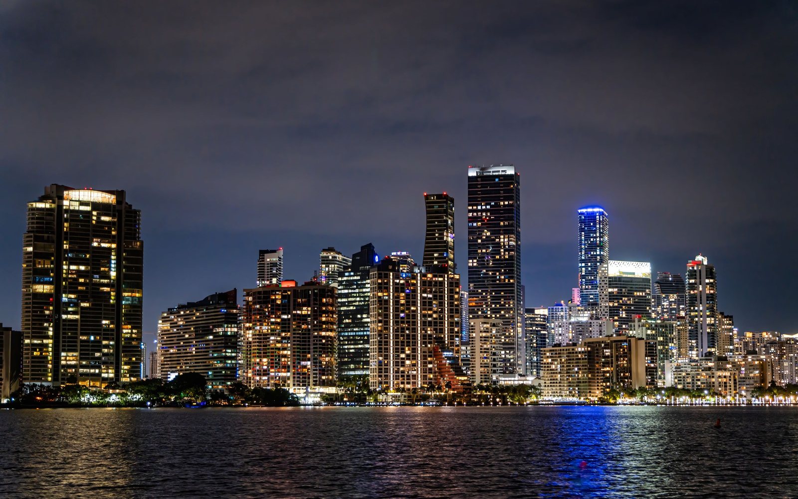 Downtown Miami, Bayside & the waterfront museums